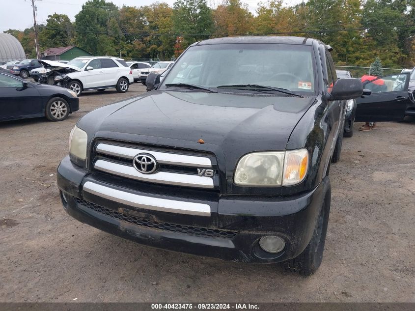 2005 Toyota Tundra Sr5 V8 VIN: 5TBBT44115S472828 Lot: 40423475