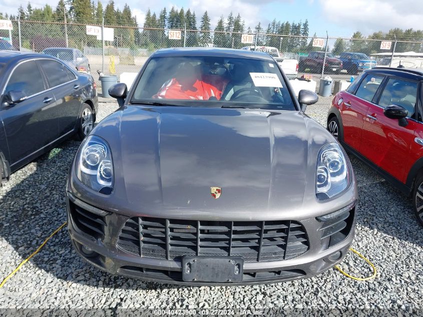 WP1AA2A50JLB24887 2018 Porsche Macan