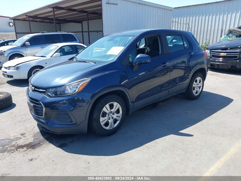 3GNCJKSBXJL286861 2018 CHEVROLET TRAX - Image 2