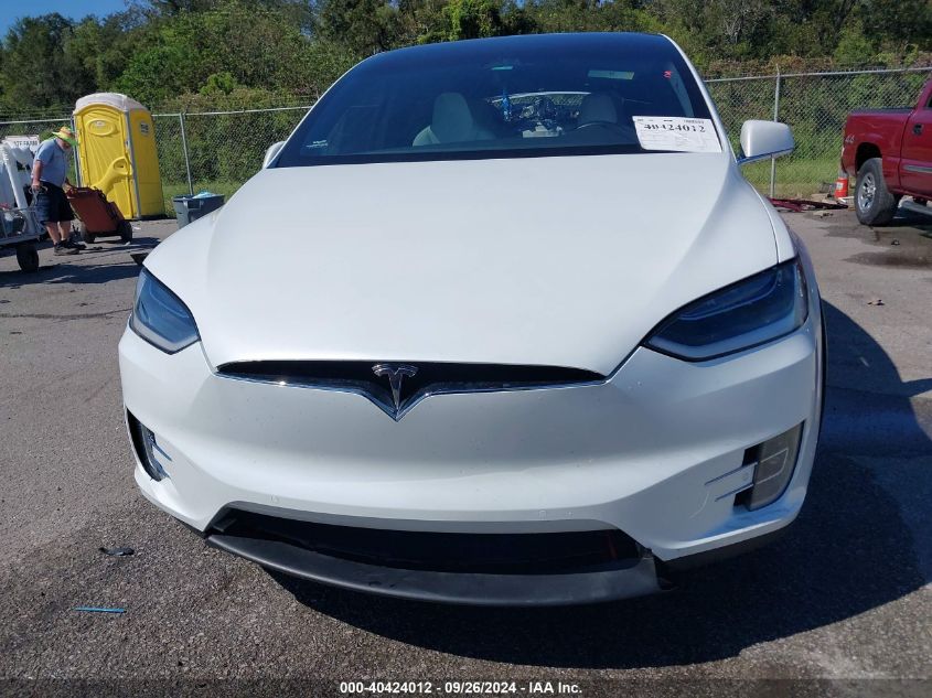 2018 Tesla Model X VIN: 5YJXCBE2XJF144816 Lot: 40424012