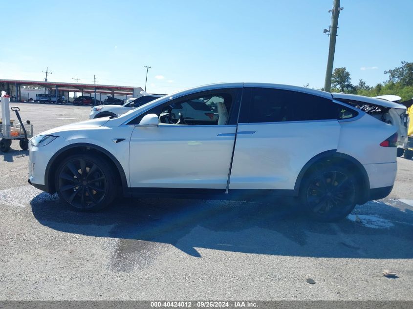 2018 Tesla Model X VIN: 5YJXCBE2XJF144816 Lot: 40424012