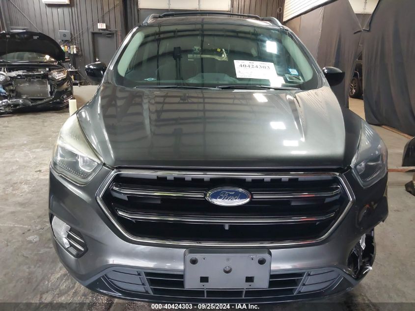 2017 FORD ESCAPE SE - 1FMCU9GD4HUB94160