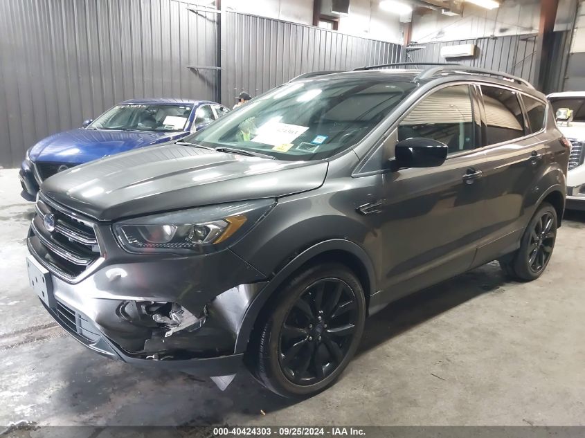 2017 FORD ESCAPE SE - 1FMCU9GD4HUB94160