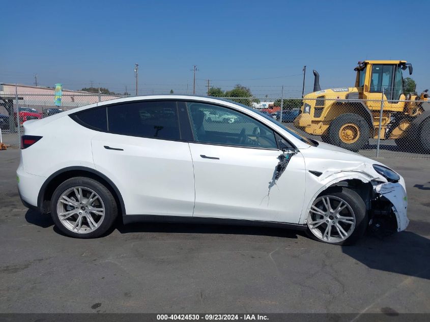 2023 Tesla Model Y Awd/Long Range Dual Motor All-Wheel Drive VIN: 7SAYGDEEXPA083359 Lot: 40424530