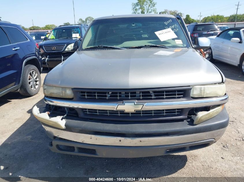 2001 Chevrolet Silverado C1500 VIN: 2GCEC19T811266632 Lot: 40424600