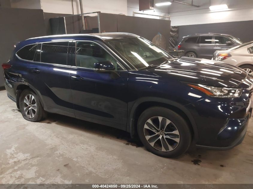 2020 Toyota Highlander Xle VIN: 5TDGZRBH8LS010711 Lot: 40424850