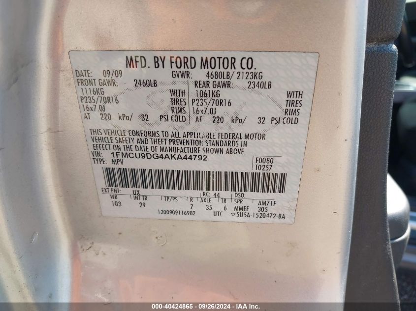 1FMCU9DG4AKA44792 2010 Ford Escape Xlt