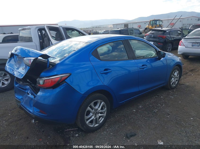 VIN 3MYDLBYV3JY311158 2018 TOYOTA YARIS IA