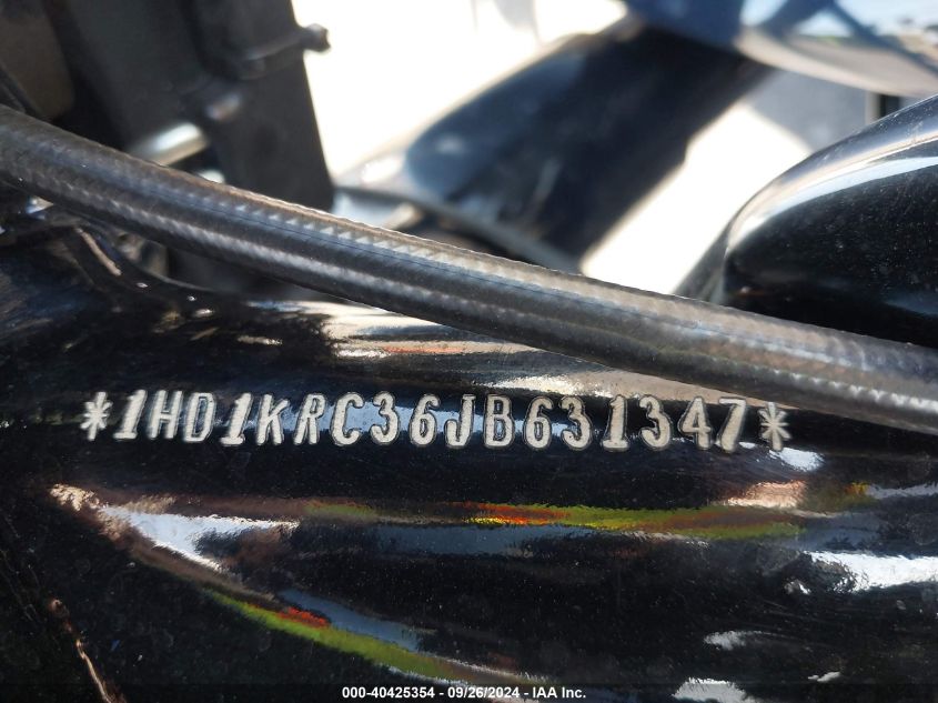 2018 Harley-Davidson Flhxs Street Glide Special VIN: 1HD1KRC36JB631347 Lot: 40425354