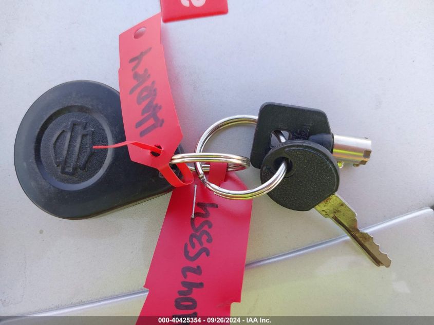 2018 Harley-Davidson Flhxs Street Glide Special VIN: 1HD1KRC36JB631347 Lot: 40425354