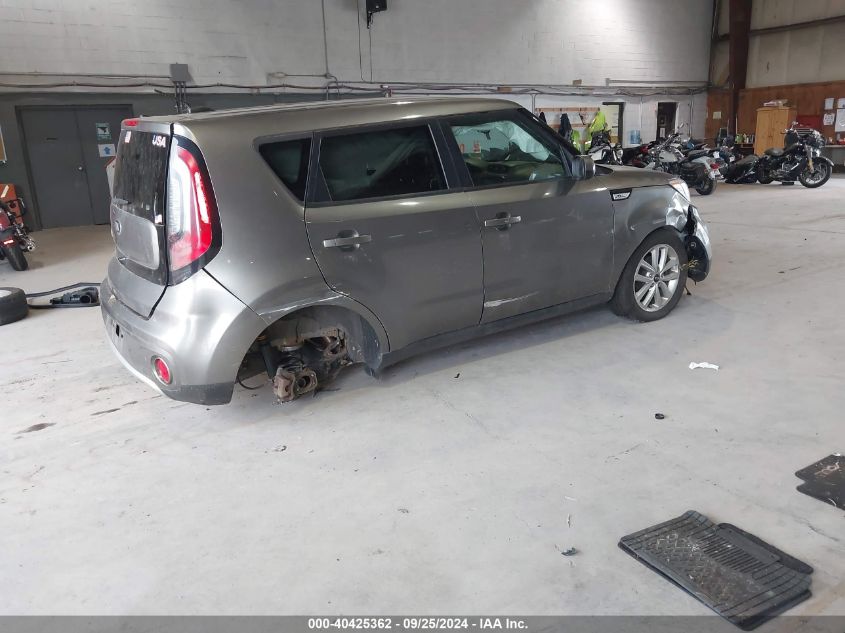 VIN KNDJP3A54J7518844 2018 KIA SOUL no.4