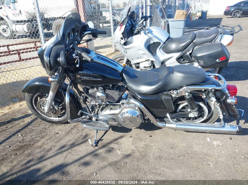 2007 HARLEY-DAVIDSON FLHX CALIFORNIA - 1HD1KB4307Y652691