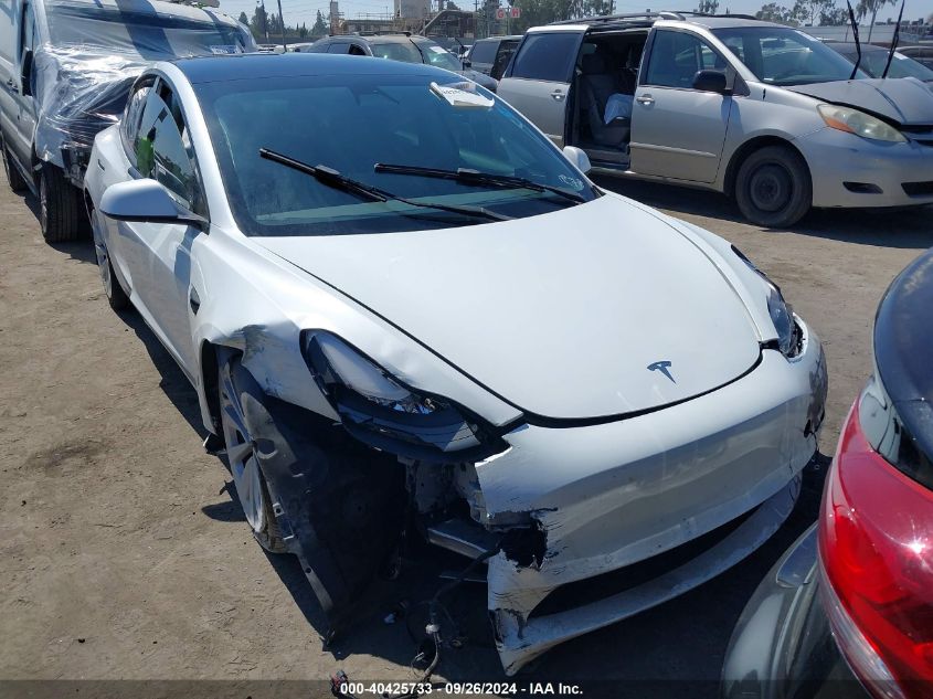 2022 Tesla Model 3 VIN: 5YJ3E1EA8NF157662 Lot: 40425733