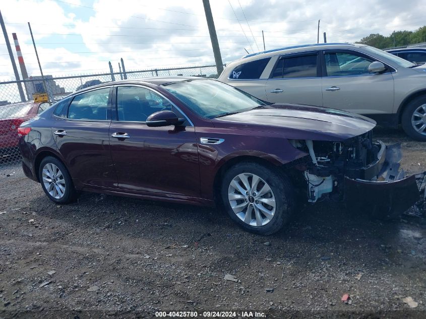 2017 Kia Optima Ex VIN: 5XXGU4L38HG143725 Lot: 40425780