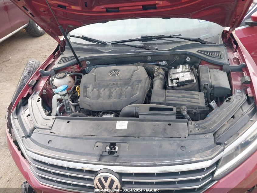 1VWBA7A32JC050130 2018 Volkswagen Passat Se