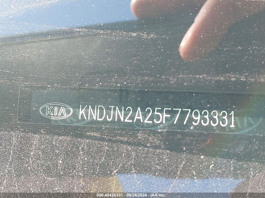 KNDJN2A25F7793331 2015 Kia Soul