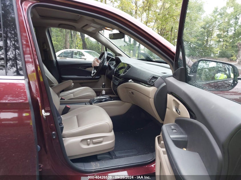 VIN 5FNYF6H91KB079660 2019 HONDA PILOT TOURING