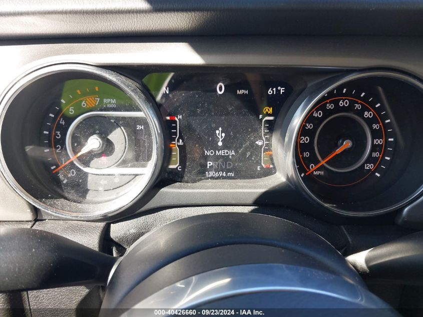 1C4HJXEG2KW527746 2019 Jeep Wrangler Unlimited Sahara 4X4