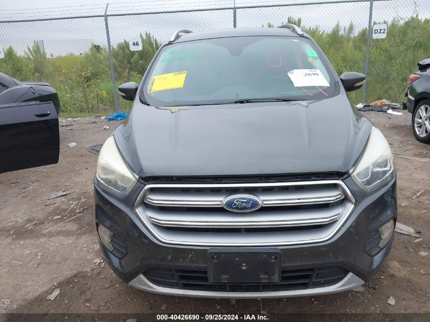 1FMCU0JD0HUA93475 2017 Ford Escape Titanium