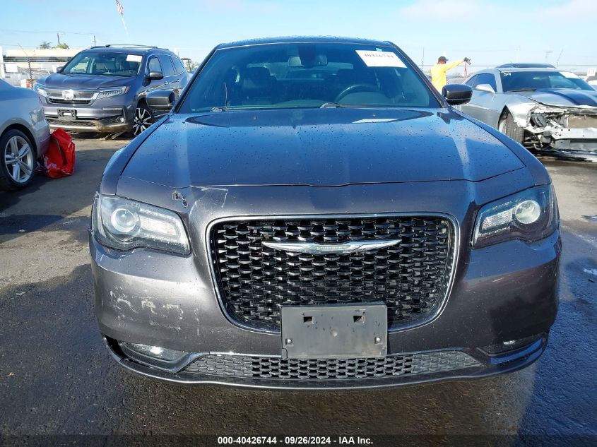 2C3CCAGG7JH267165 2018 Chrysler 300 S