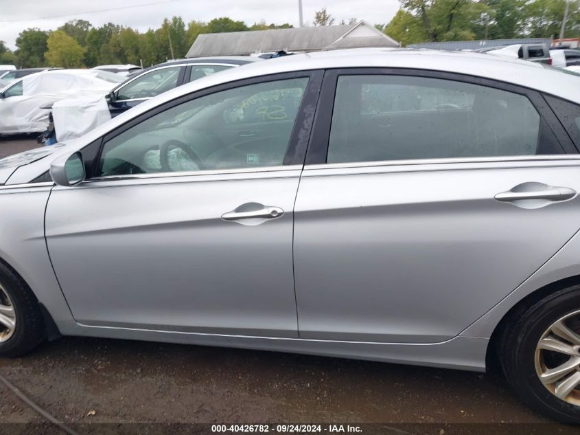 5NPEB4AC6DH770261 2013 Hyundai Sonata Gls