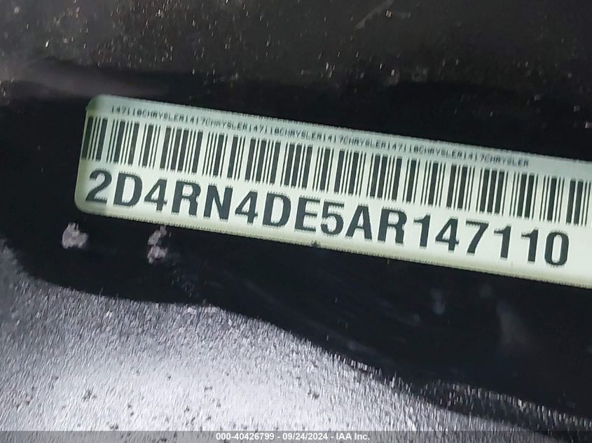 2D4RN4DE5AR147110 2010 Dodge Grand Caravan Se