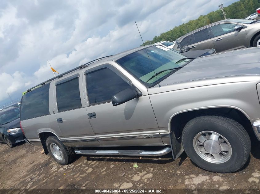 1999 GMC Suburban 1500 Sl VIN: 3GKEC16R0XG547353 Lot: 40426884