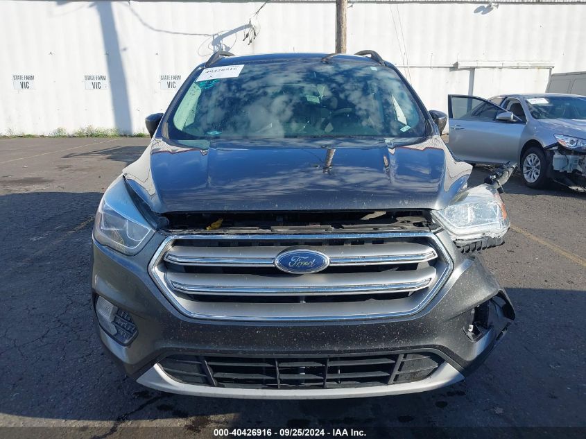 2017 FORD ESCAPE SE - 1FMCU9GD0HUC58890