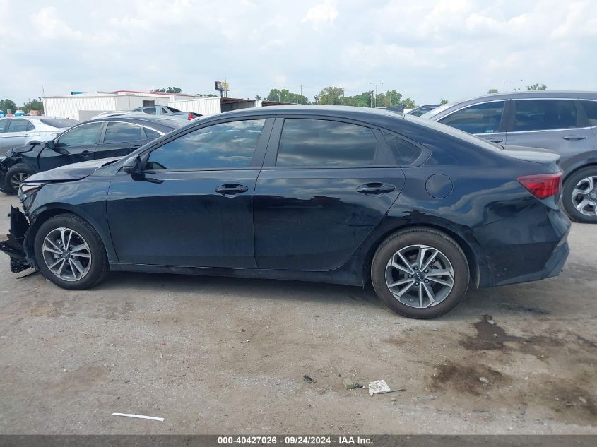 2024 Kia Forte Lxs VIN: 3KPF24AD6RE787215 Lot: 40427026