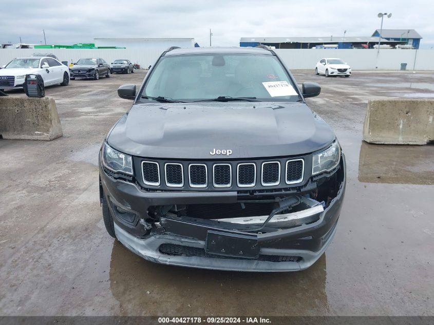 3C4NJCBB0JT124793 2018 Jeep Compass Latitude Fwd