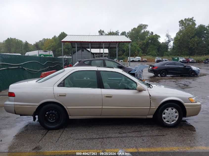 1999 Toyota Camry Le VIN: 4T1BG22K1XU438362 Lot: 40427263