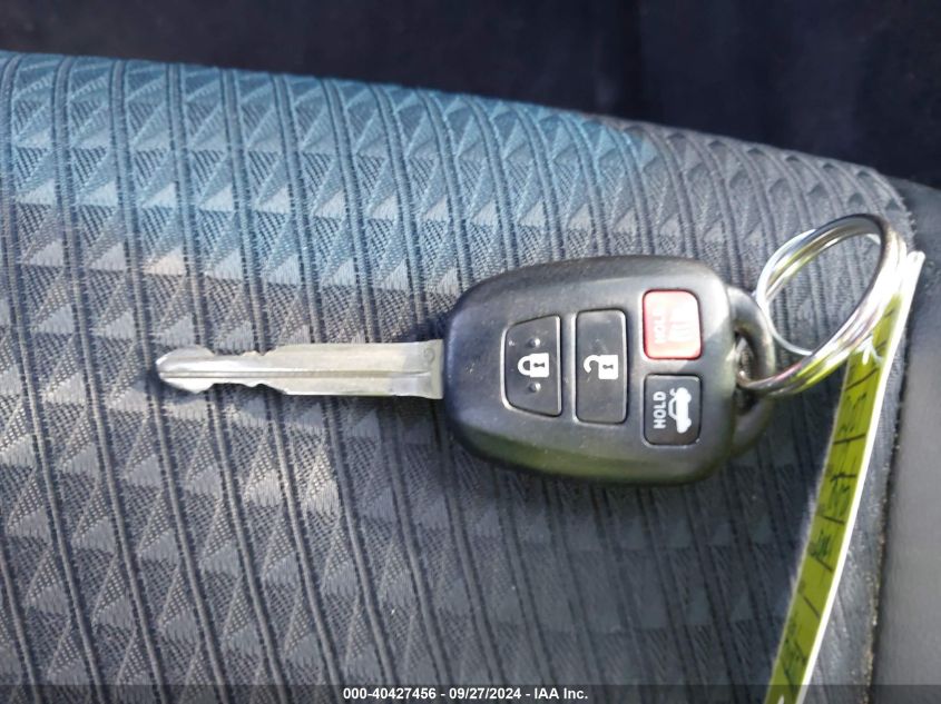 4T1BF1FK4CU118180 2012 Toyota Camry Se