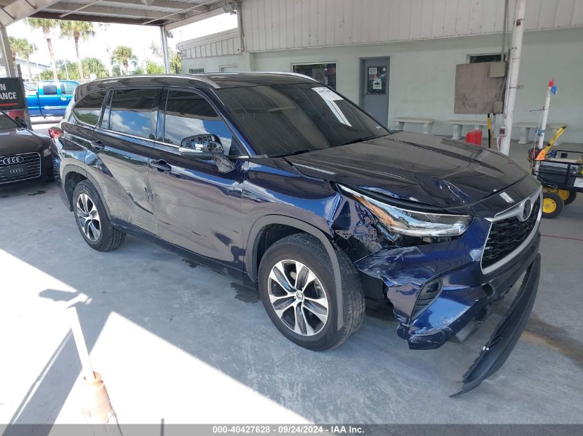 2021 TOYOTA HIGHLANDER XLE - 5TDGZRAH3MS527255