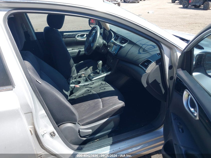 VIN 3N1AB7AP0JY302384 2018 NISSAN SENTRA SV