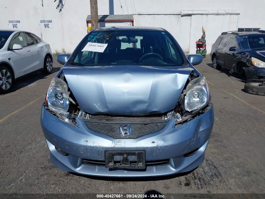 2011 Honda Fit Sport VIN: JHMGE8H57BC021555 Lot: 40427661