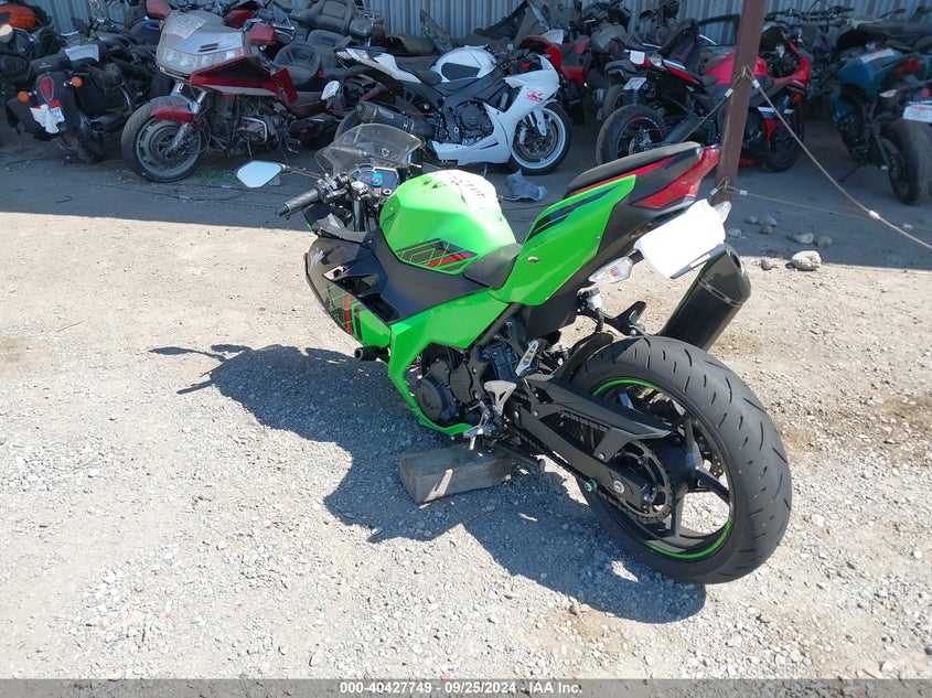 2023 KAWASAKI EX400(VIN: JKAEXKG19PDAR8053