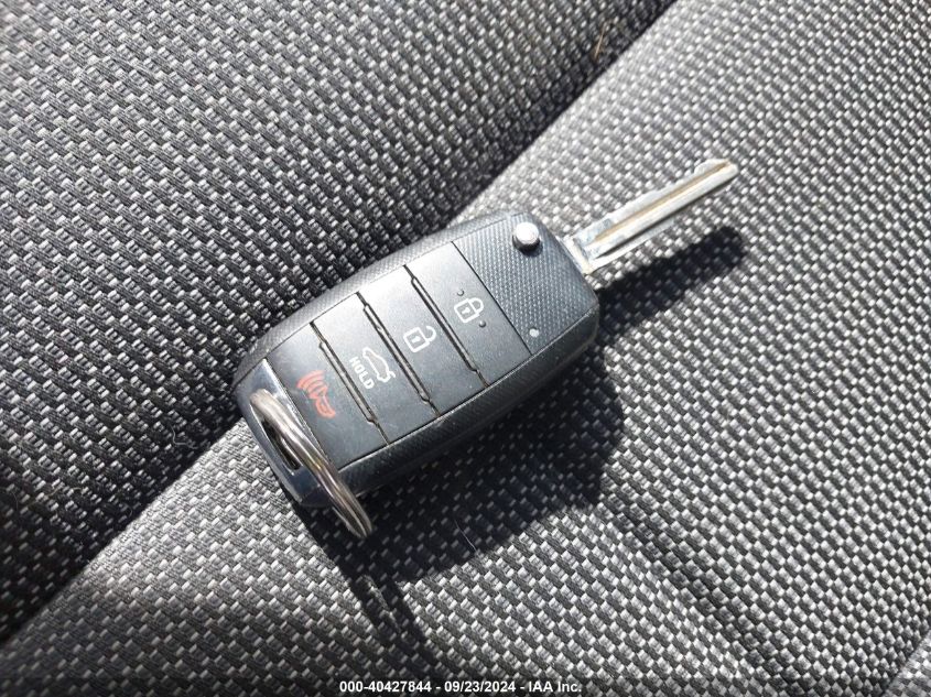 2017 KIA FORTE LX - 3KPFK4A76HE113705