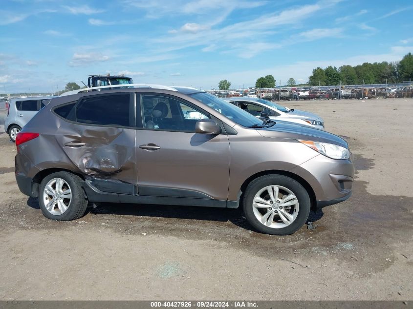 KM8JU3AC3BU303056 2011 Hyundai Tucson Gls