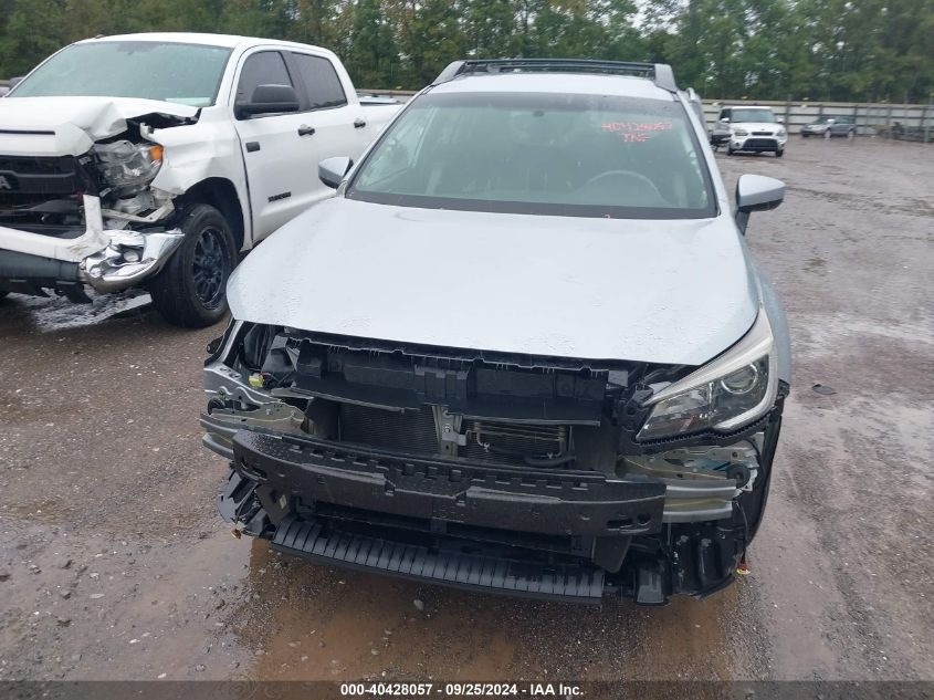 4S4BSACC4J3397366 2018 Subaru Outback 2.5I Premium