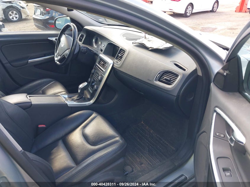 2013 VOLVO S60 T5/T5 PLATINUM/T5 PREMIER/T5 PREMIER PLUS - YV1612FH9D2174993