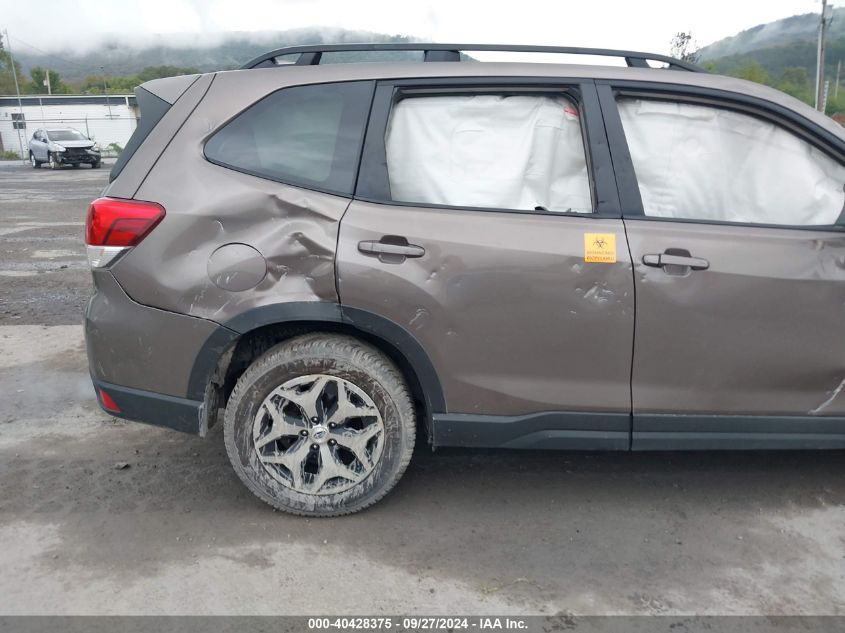 2023 Subaru Forester Premium VIN: JF2SKAEC1PH479554 Lot: 40428375