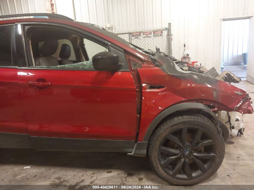 1FMCU9GDXJUD50496 2018 Ford Escape Se