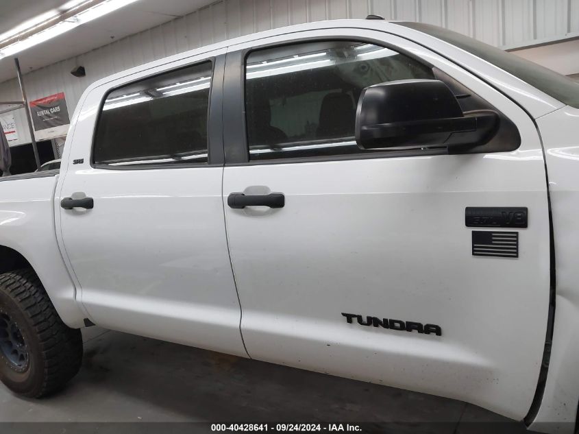 5TFDW5F18HX617808 2017 Toyota Tundra Sr5 5.7L V8