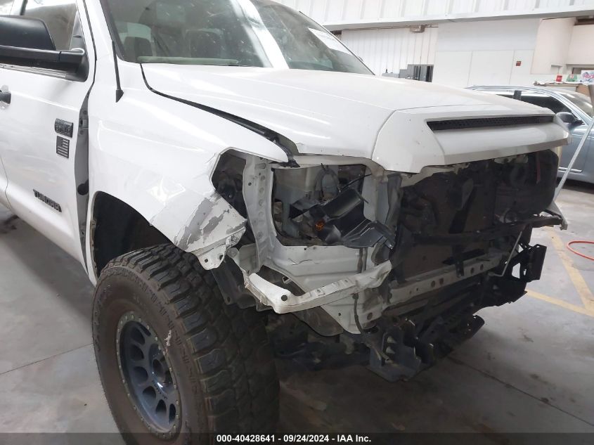 5TFDW5F18HX617808 2017 Toyota Tundra Sr5 5.7L V8