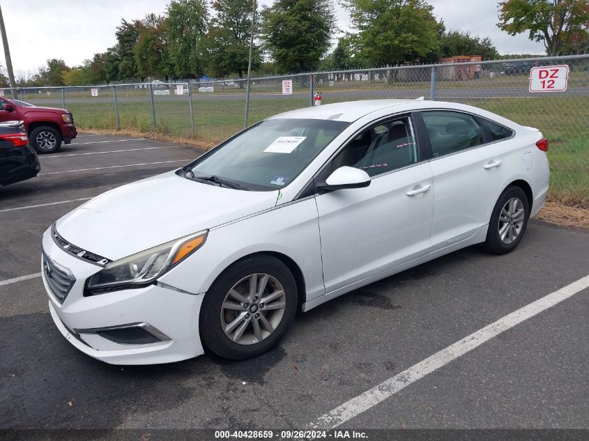 VIN 5NPE24AF8FH211162 2015 Hyundai Sonata, SE no.2