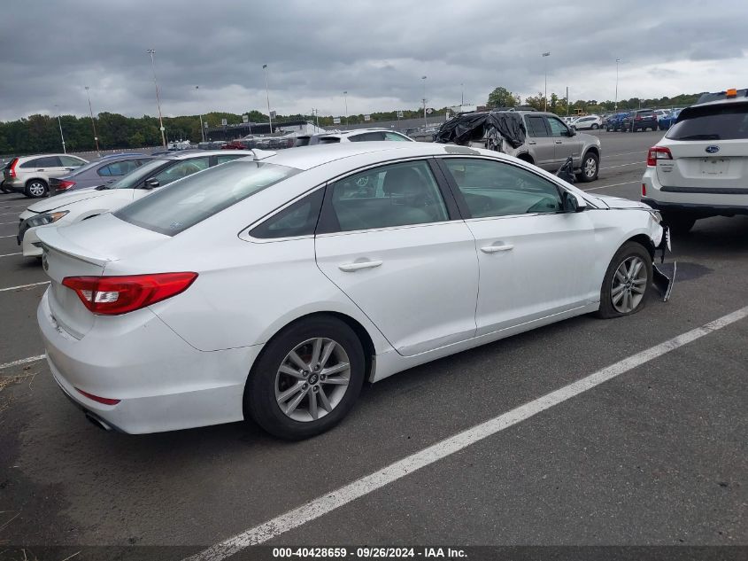 VIN 5NPE24AF8FH211162 2015 Hyundai Sonata, SE no.4