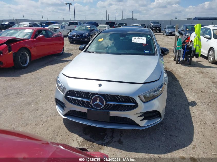 WDD3G4EB3KW00676 2019 Mercedes-Benz A 220