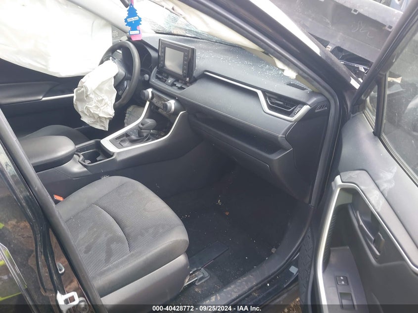 2019 TOYOTA RAV4 VIN: JTMH1RFV6KJ006440