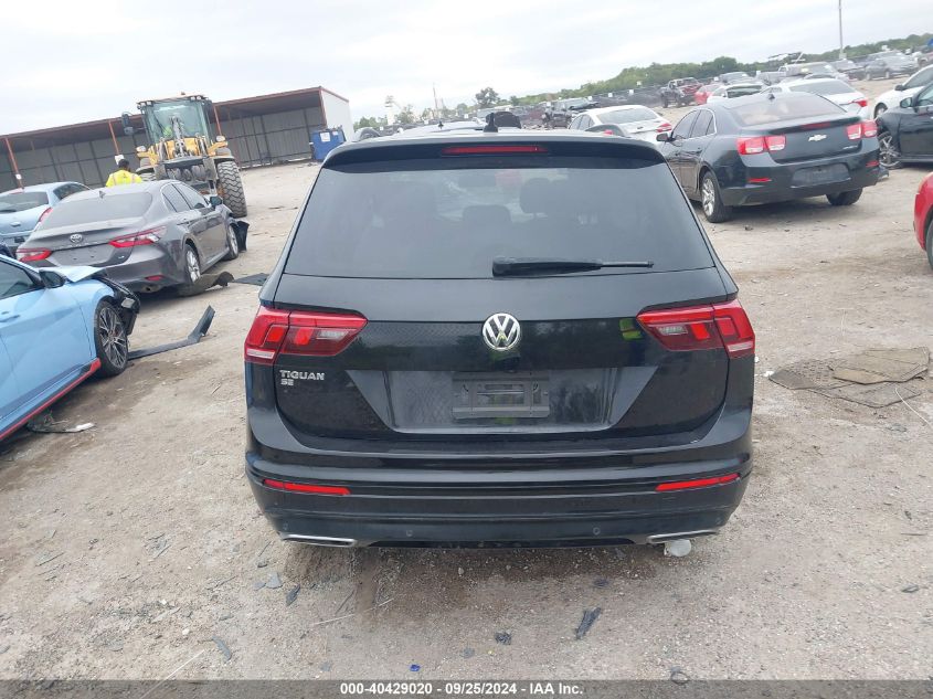 3VV3B7AX9LM079957 2020 Volkswagen Tiguan 2.0T Se/2.0T Se R-Line Black/2.0T Sel