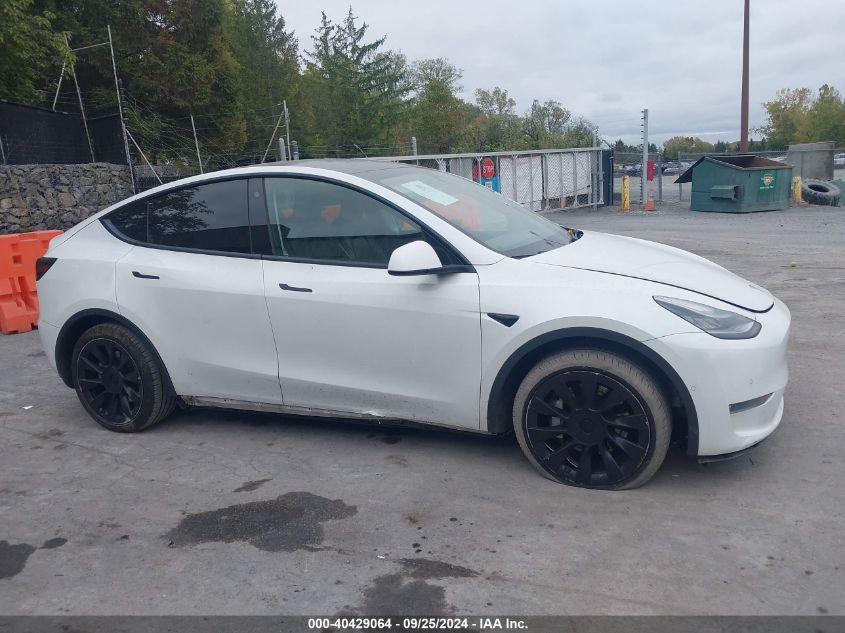 2021 Tesla Model Y Long Range Dual Motor All-Wheel Drive VIN: 5YJYGDEE4MF090674 Lot: 40429064